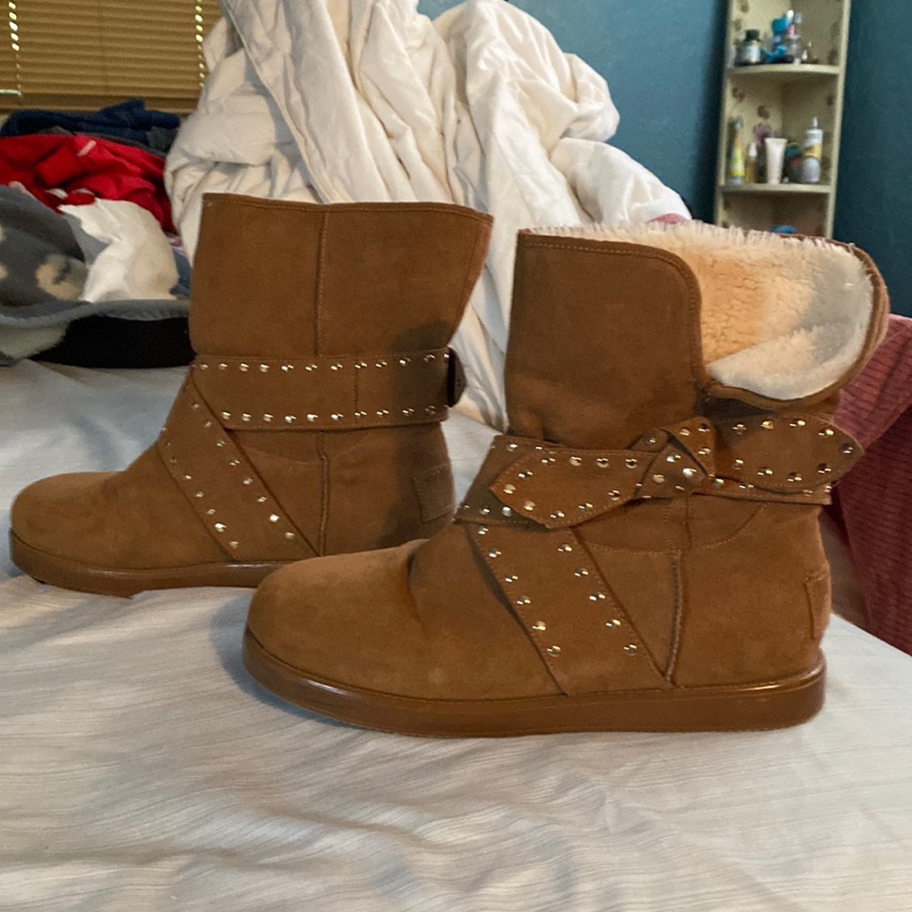 Guess lined boots